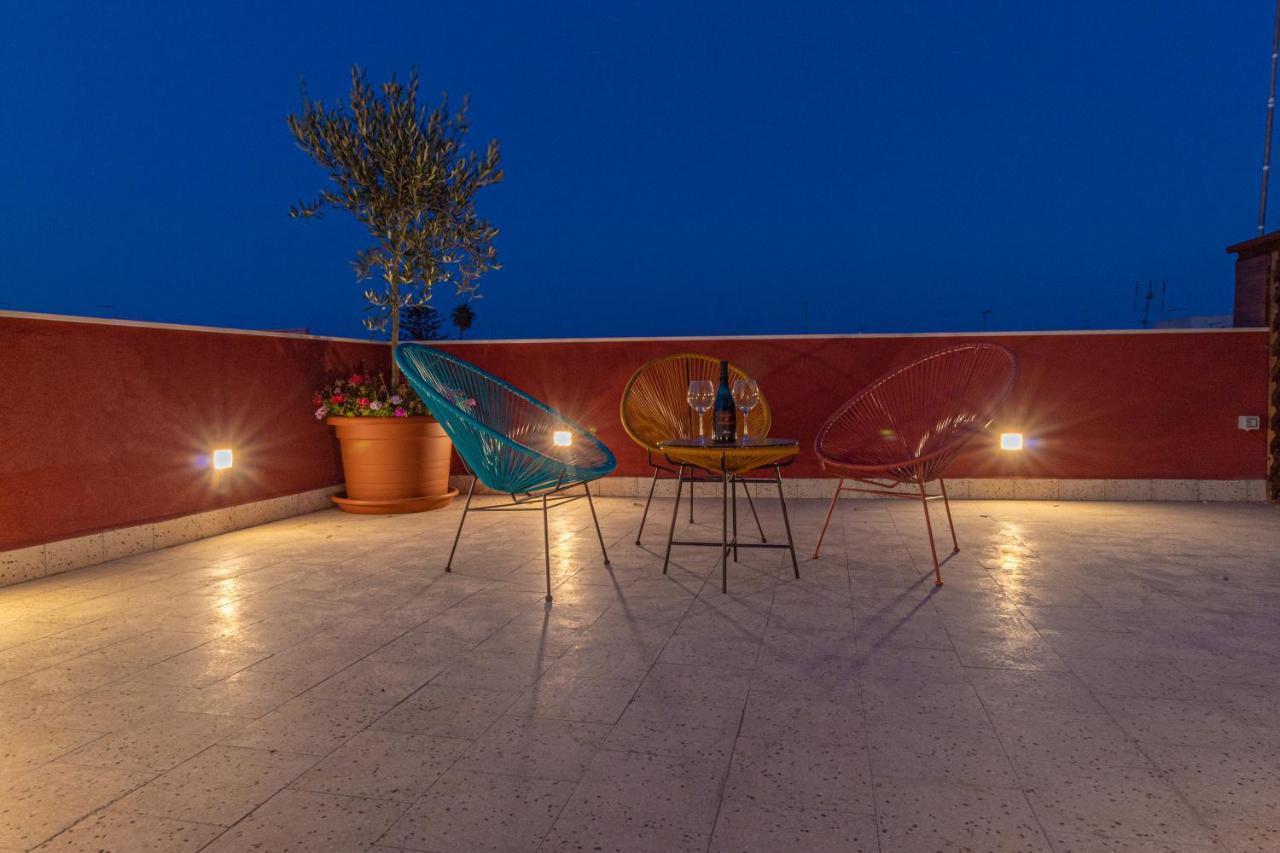 Maison Rouge Ortigia